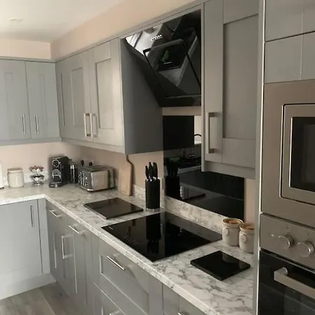 Apartamento Newly Converted 3 Bedroom In